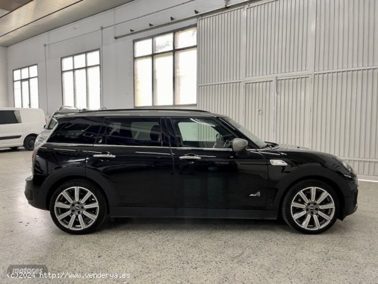 Mini Clubman CLUBMAN COOPER S ALL4 192CV de 2019 con 65.841 Km por 26.990 EUR. en Barcelona