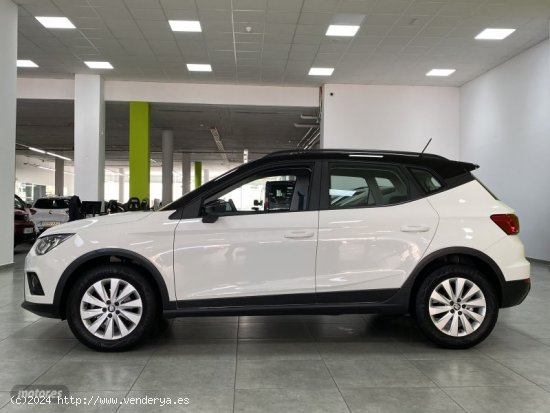 Seat Arona 1.0 TSI 81kW (110CV) Style Go2 de 2021 con 28.000 Km por 18.300 EUR. en Malaga