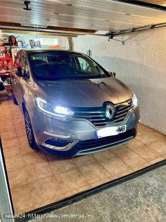  Renault Espace Paris Initiale Diesel 1.6cc TT 160cv de 2018 con 90.500 Km por 22.300 EUR. en Cantabr 