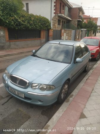 Rover 45  de 2002 con 160.000 Km por 3.000 EUR. en Madrid