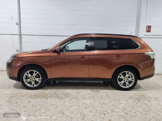 Mitsubishi Outlander 4x4 7 plazas de 2014 con 158.000 Km por 12.800 EUR. en Sevilla