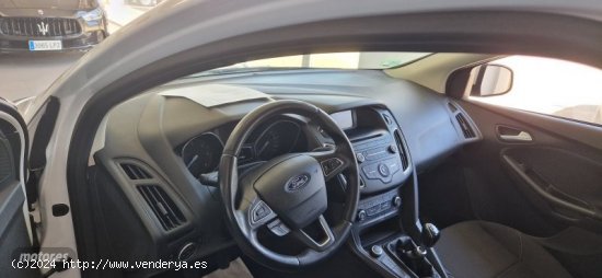 Ford Focus 1.5 TDCI 95CV de 2015 con 175.000 Km por 9.500 EUR. en Caceres