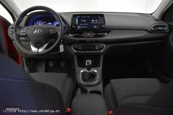 Hyundai i30 1.5 DPI Klass SLX 110 de 2023 con 9.524 Km por 19.990 EUR. en Asturias