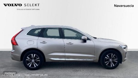 Volvo XC 60 XC60 Recharge Core, T6 plug-in hybrid eAWD, Electrico/Gasolina, Bright de 2023 con 25.16