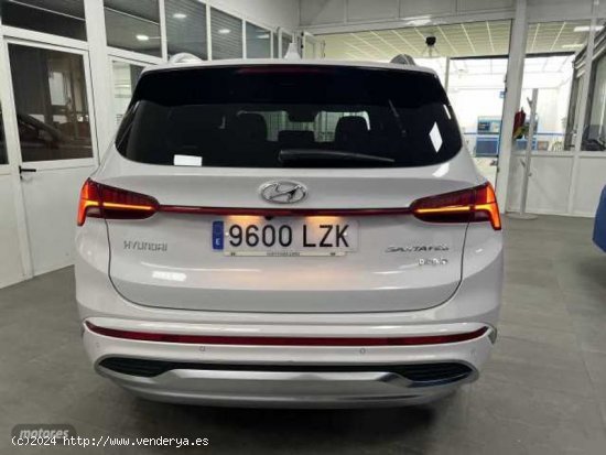 Hyundai Santa Fe Santa Fe 1.6TGDI PHEV Style 7pl 4WD 6AT de 2022 con 11.000 Km por 47.000 EUR. en Ci