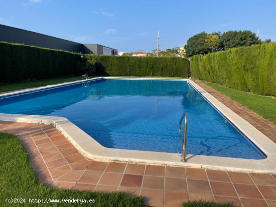 Planta baja con 80 m2 de terraza-jardín a la venta! - TARRAGONA