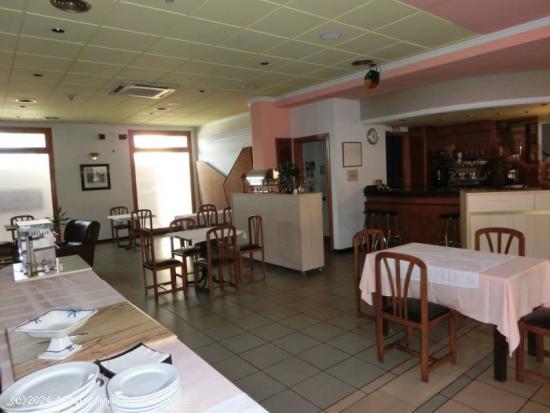 Hotel de 1.285 m2 con unas - TARRAGONA