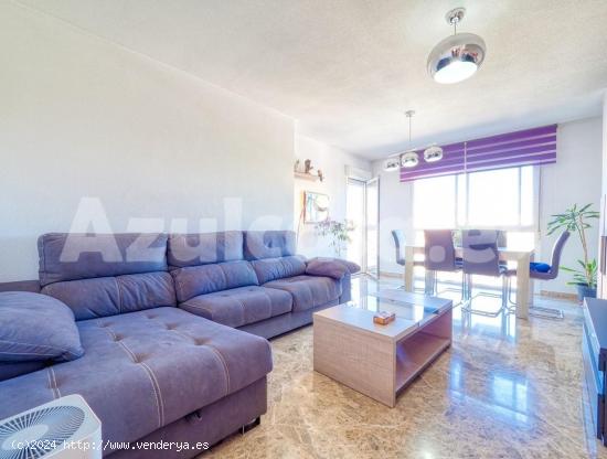  Estupenda vivienda en venta de 3 dormitorios y 2 baños en Bulevar del Pla - ALICANTE 