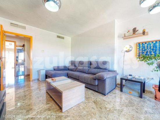 Estupenda vivienda en venta de 3 dormitorios y 2 baños en Bulevar del Pla - ALICANTE