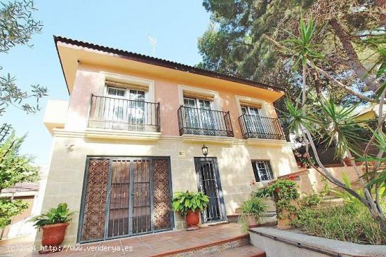 Villa en Torrevieja zona Los balcones - ALICANTE