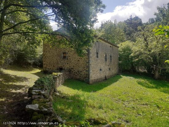 CASA INDEPENDIENTE EN SANTAYANA - CANTABRIA