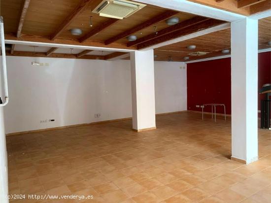 LOCAL COMERCIAL EN PALMA - ZONA INDUSTRIA - BALEARES