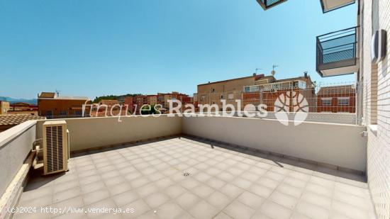  PISO DE OBRA NUEVA CON TERRAZA. ZONA ESCUELAS - BARCELONA 