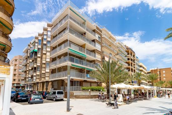 Vivienda reformada en primera línea de Playa del Cura - ALICANTE