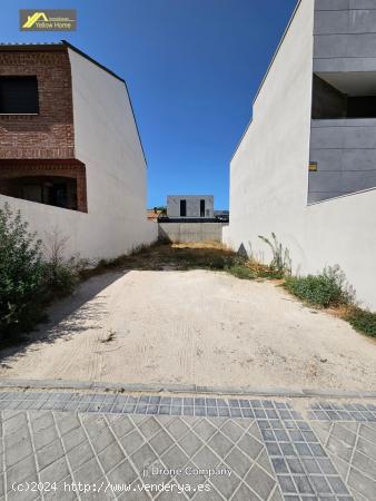 SE vende terrano Urbano para construir casa unifamiliar - MADRID