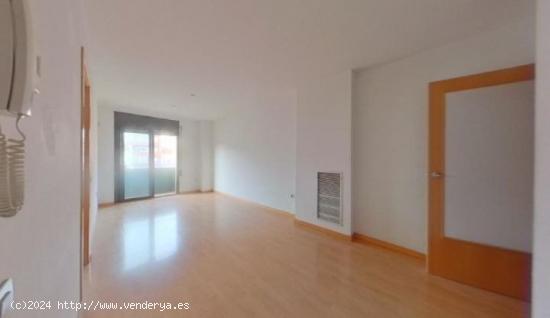 PISO DE 3 HABITACIONES EN SANT PERE NORD - BARCELONA