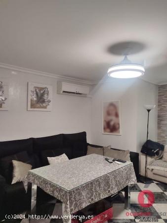 PISO DE 4 HABITACIONES + 2 TRASTEROS // ZONA POLÍGONO GUADALQUIVIR - CORDOBA