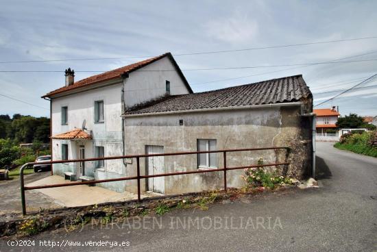 CASA EN BAMIO - CON JARDÍN - PONTEVEDRA