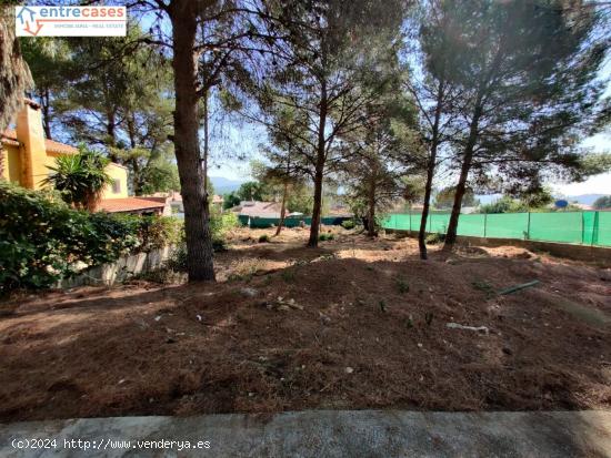  TERRENO URBANO EN URBANIZACIÓN DE ALGAR DEL PALANCIA - VALENCIA 