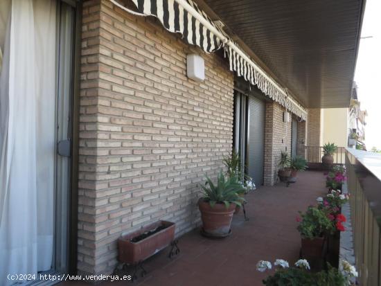 GRAN VIVIENDA EN PASEO DE LA VICTORIA CON PISCINA Y ZONA DE APARCAMIENTO!!!! - CORDOBA