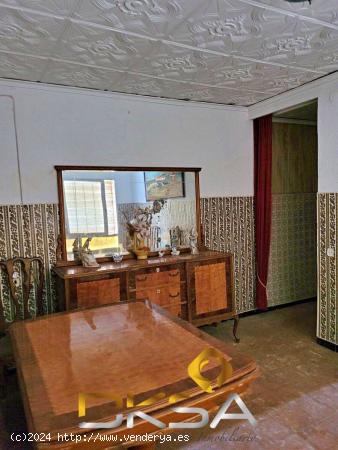 Casa en venta con 7m de fachada y 122m2 de parcela en Vila-real - CASTELLON