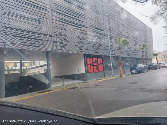 ENORME OFICINA EN ATARFE! - GRANADA