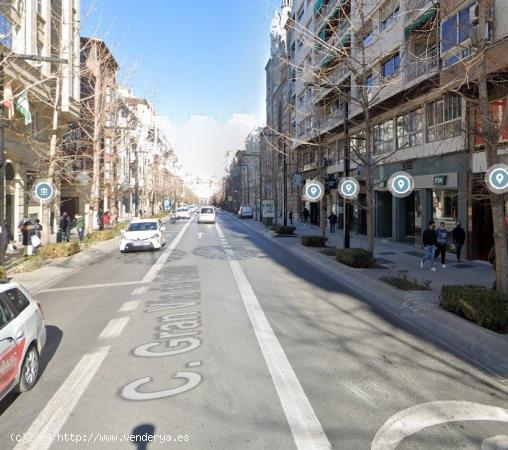 LOCAL EN PLENA GRAN VÍA DE COLÓN!! - GRANADA