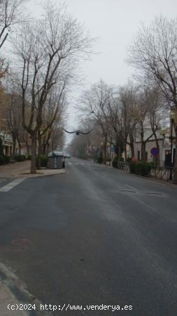 solar limpio con doce metros de fachada - CIUDAD REAL