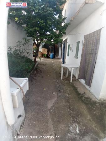 SE VENDE CASA EN PLAZA DE SANTA MARIA DE ALCAZAR DE SNA JUAN - CIUDAD REAL