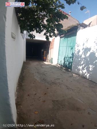 SE VENDE CASA EN PLAZA DE SANTA MARIA DE ALCAZAR DE SNA JUAN - CIUDAD REAL