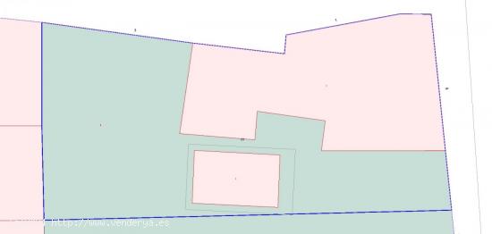 SE VENDE SOLAR DE 705 m2  EN ESQUINA CON 60 M2 DE FACHADA. - CIUDAD REAL