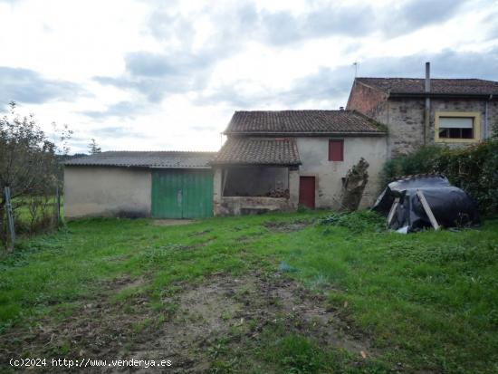 Casa para reformar en terreno urbano - CANTABRIA