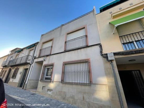 Piso con 3 habitaciones en Ubeda - JAEN