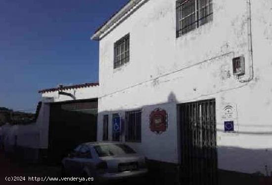  VENTA DE NAVE INDUSTRIAL EN CALA. - HUELVA 