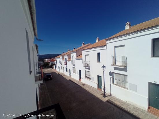 “Adosado en Cañaveral de León es uno de los pueblos más singulares de Huelva. - HUELVA