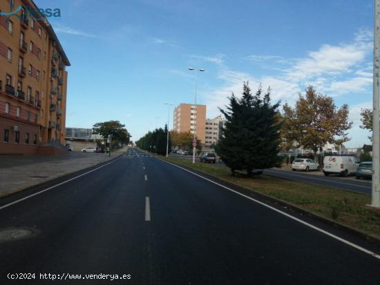 PLAZA DE GARAJE EN ZONA SEMINARIO - HUELVA