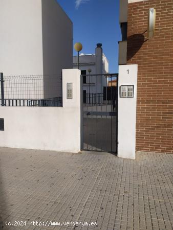 PLAZAS DE GARAJES EN LA ZONA DE LA MILAGROSA EN JEREZ DE LA FRONTERA - CADIZ