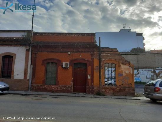 VENTA SUELO URBANO JUNTO PLAZA DE TOROS LA MERCED, HUELVA - HUELVA