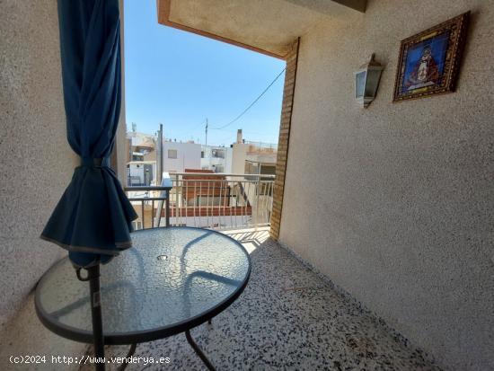 piso de tres dormitorios con vistas al mar - ALICANTE