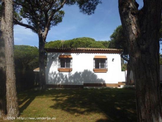  ☀⛱ ALQUILER VACACIONAL DE UN PRECIOSO CHALET A TAN SÓLO 200 METROS DE LA PLAYA DE LA BARROSA  