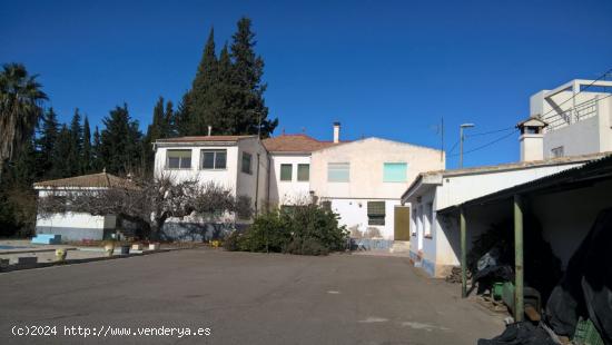 CHALET CON TERRENO EN LA ARBOLEJA - MURCIA