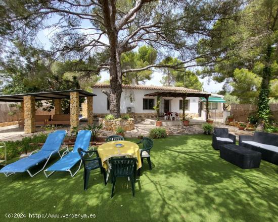 Exclusiva Finca en primera línea de mar, con casa unifamiliar aislada de 100 M2 - TARRAGONA