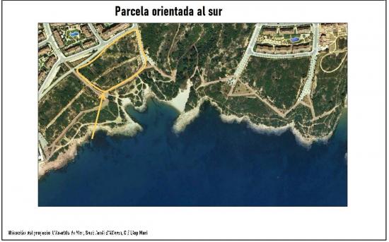 Parcelas urbanas con estructuras de hormigón, en primera línea de mar - TARRAGONA