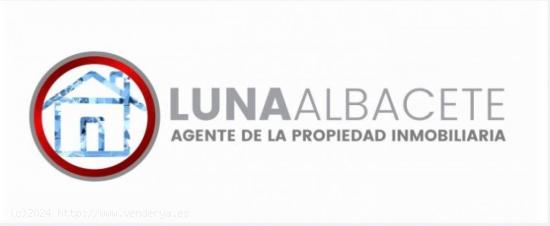 API LUNA AB VENDE PISAZO EN EL CENTRO 4 HABITACIONES Y GARAJE - ALBACETE