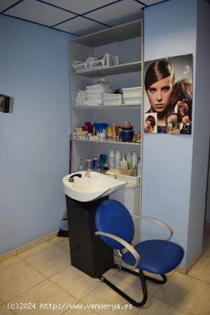 LOCAN VENTA SALON PELUQUERIA - ZARAGOZA