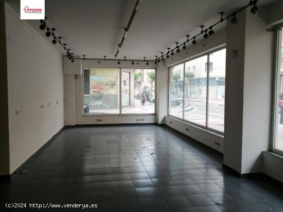 Local comercial en venta en Diego Lainez - BURGOS