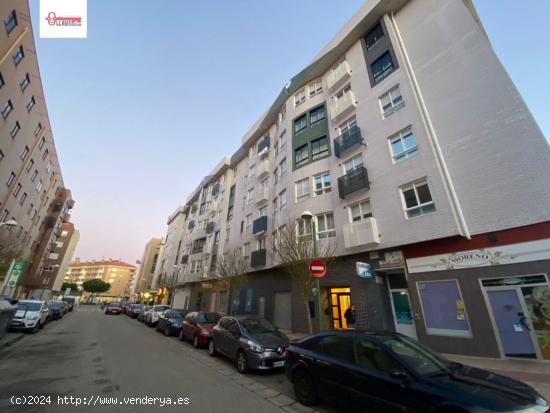  En Burgos.Villimar sur. Venta de apartamento de dos y salón, garaje y trastero - BURGOS 