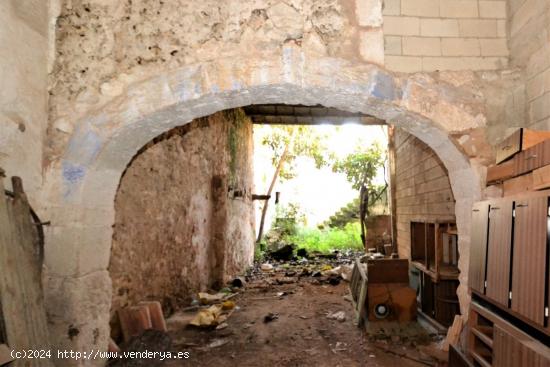 Casa en el centro de Muro con mucho carácter mallorquín, jardín y garaje. - BALEARES