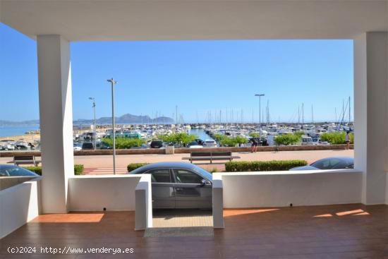 Casa de dos plantas en frente del mar - BALEARES