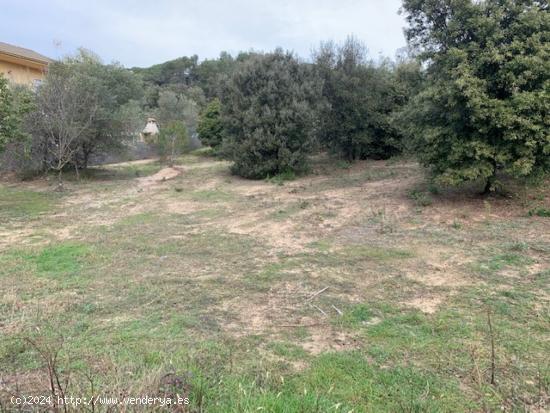  Parcela plana en Caldes de Montbui - BARCELONA 